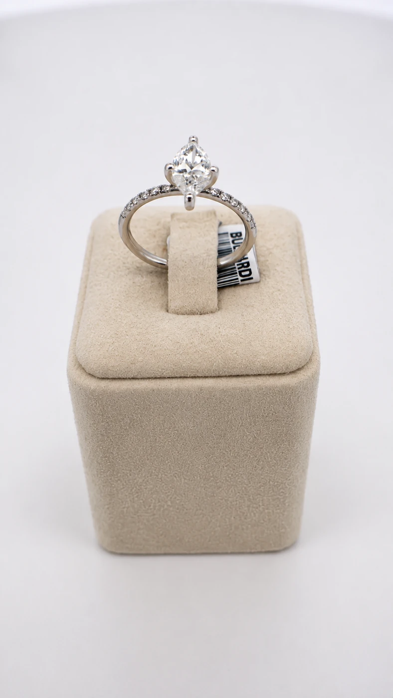 Lab Grown Diamond