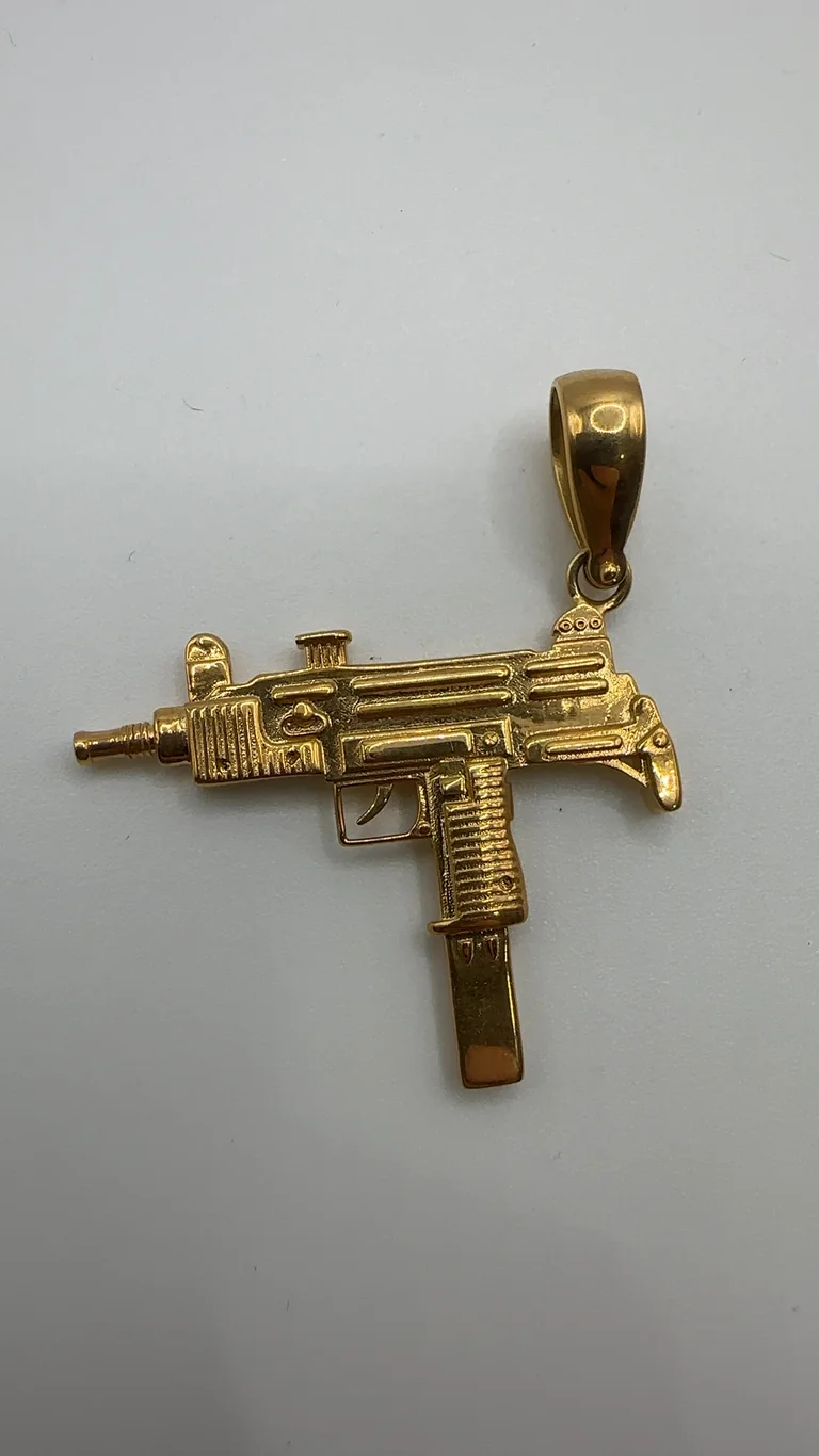 Uzi 14 kt Goldanhänger